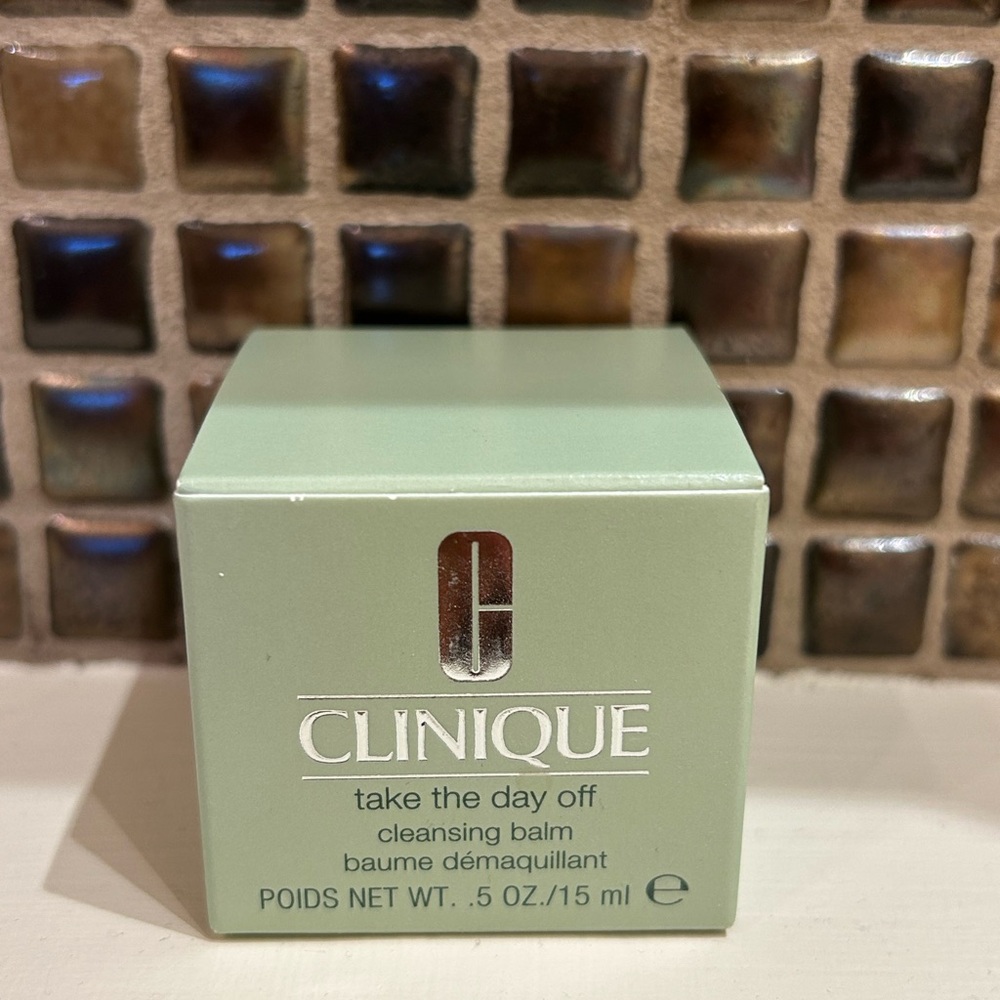 Clinique Take the Day Off Cleansing Balm